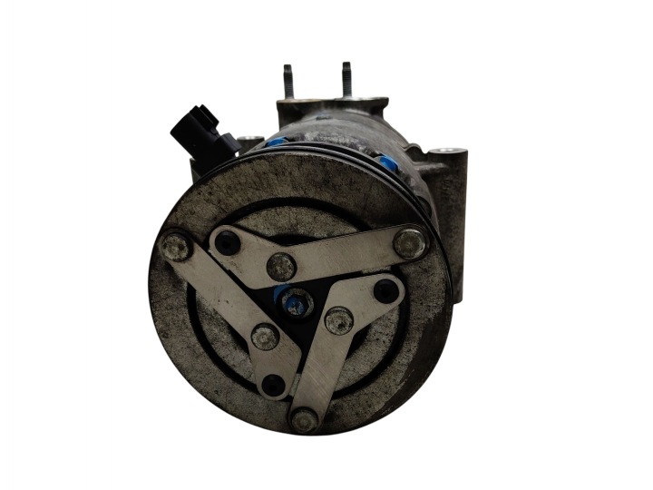 compressor of the air conditioning VOLVO V40 II S60 II V70 III 1.6 T4 31369800