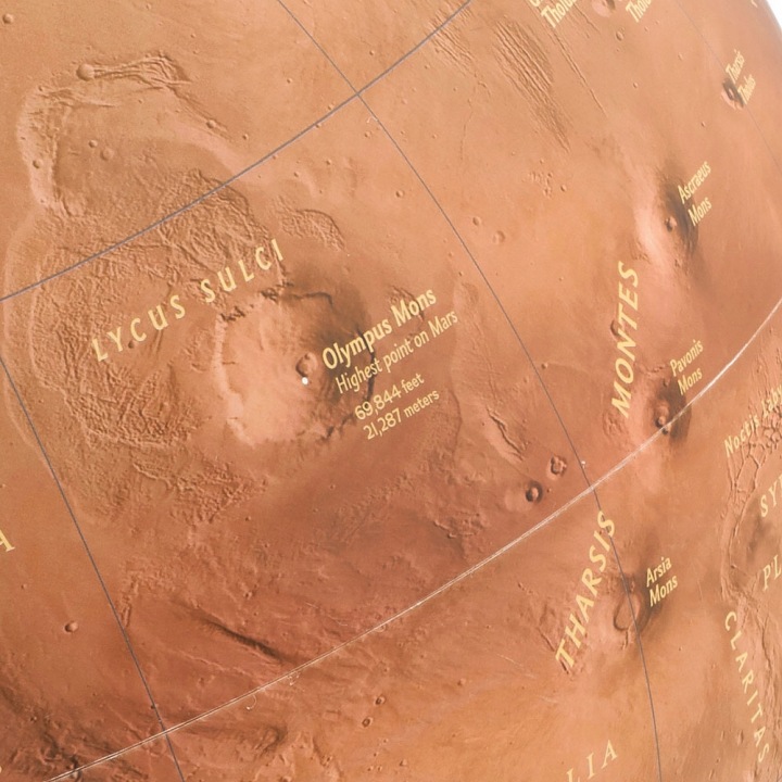 Глобус Марса MARS від National Geographic з підсвічуванням куля 30 см — фото 5