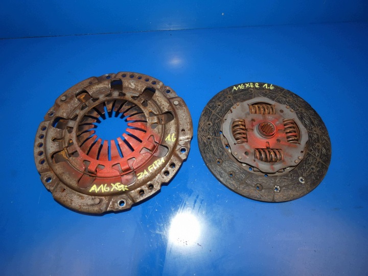 OPEL ZAFIRA B ASTRA H INSIGNIA A 1.6 16V clutch pressure plate disc