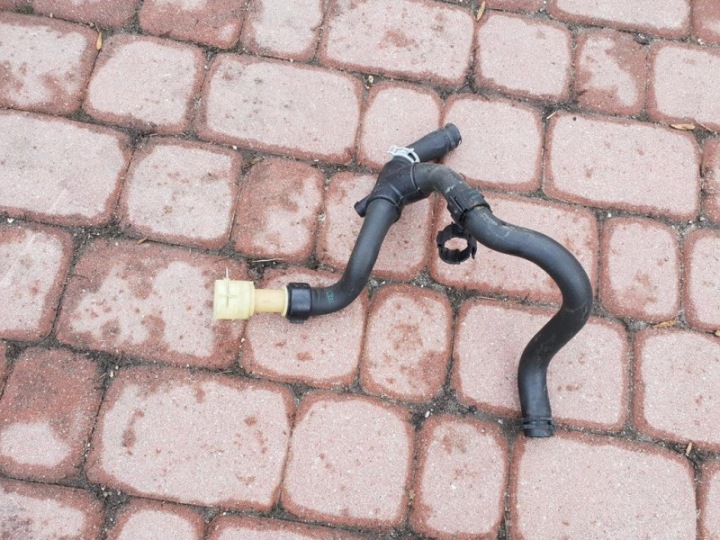 pipe hose wiring of water 1.6T Opel Zafira C 13347811
