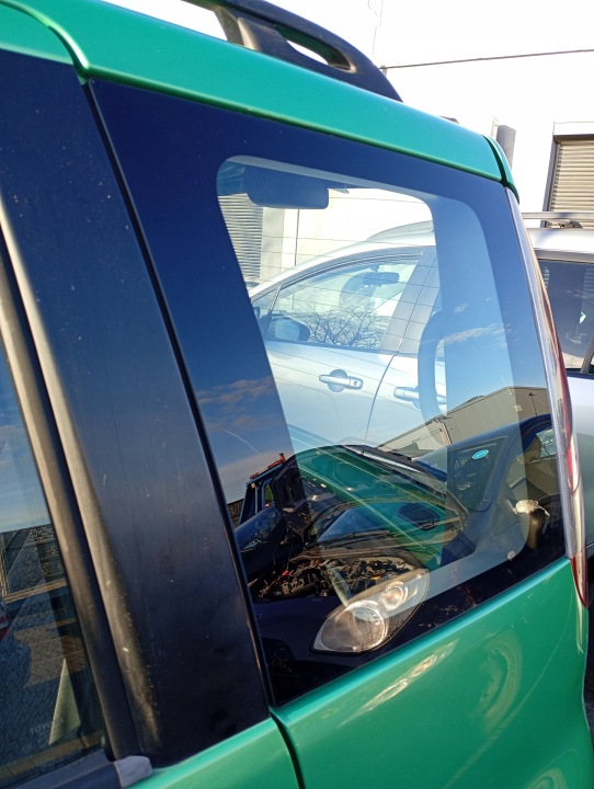 Toyota Yaris Verso und 1 00-05 FENSTER Seitlich Karoserie rechts links