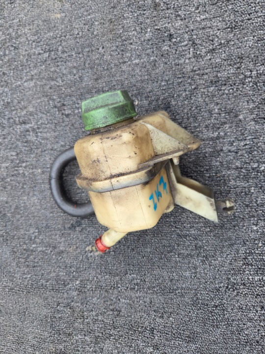 servo tank VW TRANSPORTER T5 2.5 TDI 7H0422371A