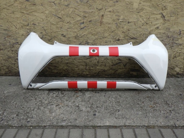 TOYOTA AYGO II 2 14- Stoßstange hinten