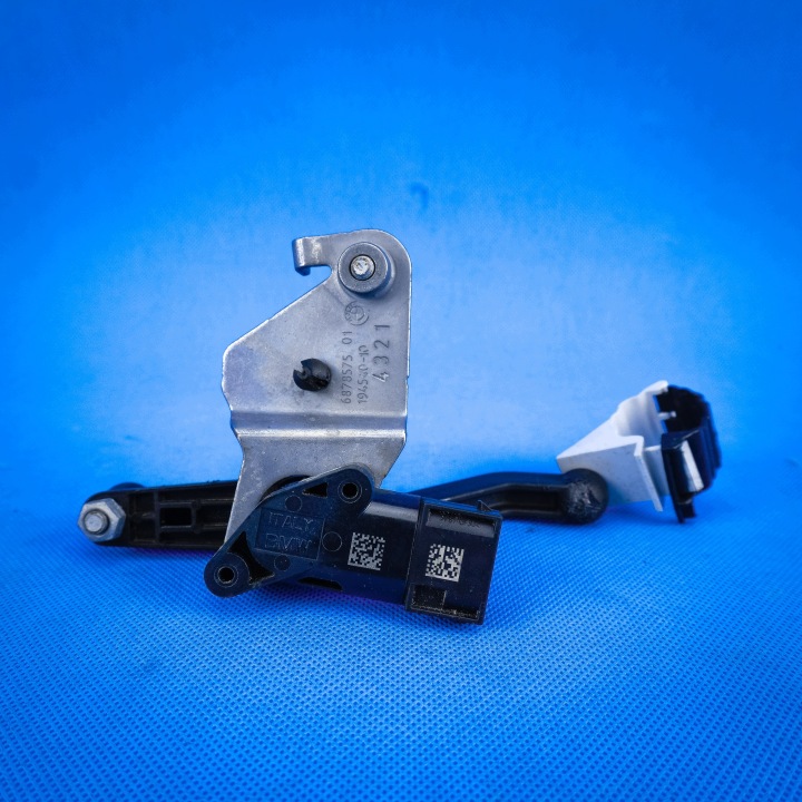 sensor of the level of the lights front BMW 3 G20 4 G22 6895466 6878575 8851843 21km