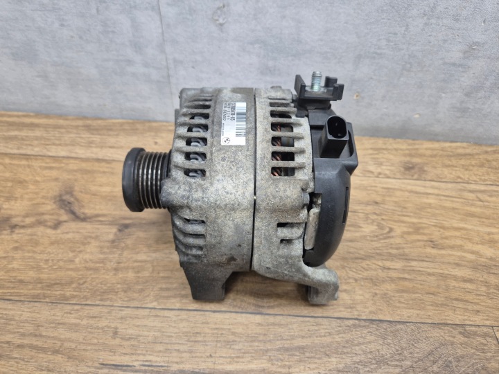 BMW F20 F21 F22 F30 F31 F32 F33 F36 F10 Alternateur 170A 2.0i N20 7605478