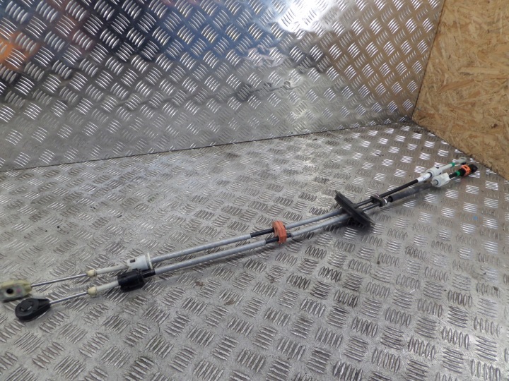 ropes of a trim changes of the gear FORD CUSTOM MK2