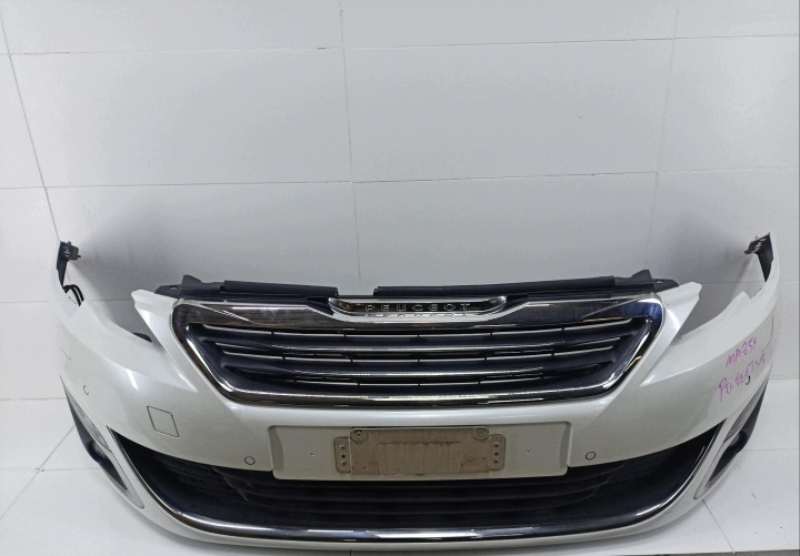 Stoßstange vorne Peugeot 308 2 2015
