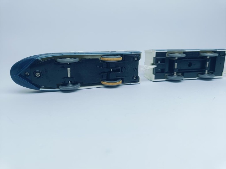 Залізниця PLARAIL TOMY Апарат Потяг Plarail S-10 E4 Shinkansen Max (вживаний) — фото 10