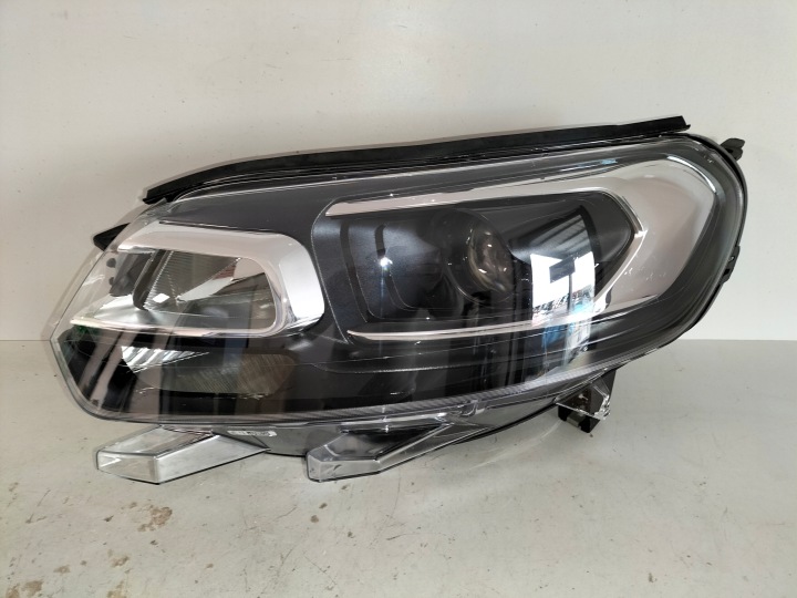 Licht vorne reflektor links CITROEN JUMPY III 16- SAPCETOURER XENON