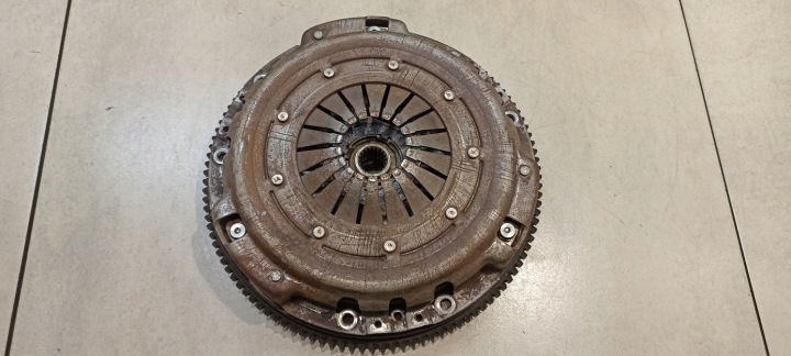 frizione KOMPLET ALFA 156 2.0 JTS 60603810