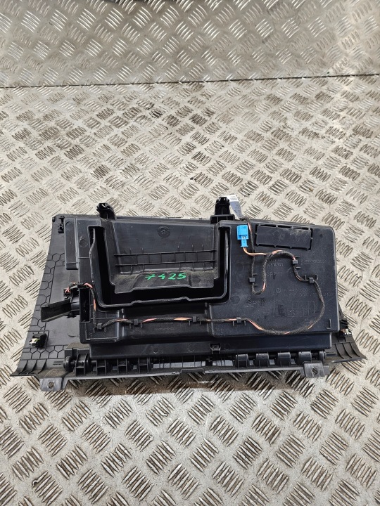 MERCEDES VITO 3 III W447 LIFT 447 passenger compartment of the passenger A4476800391 EUROPA