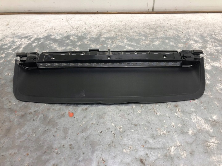 TRZECIE Feux phare STOP MERCEDES W253 X253 A2539064900