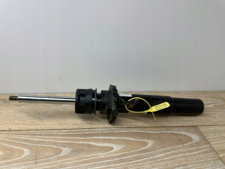 BMW I01 shock absorber 6880097