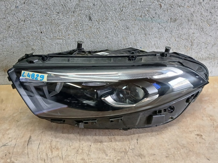 Licht vorne links MERCEDES A KLASA W177 FULL LED LIFT MULTIBEAM A1779065704