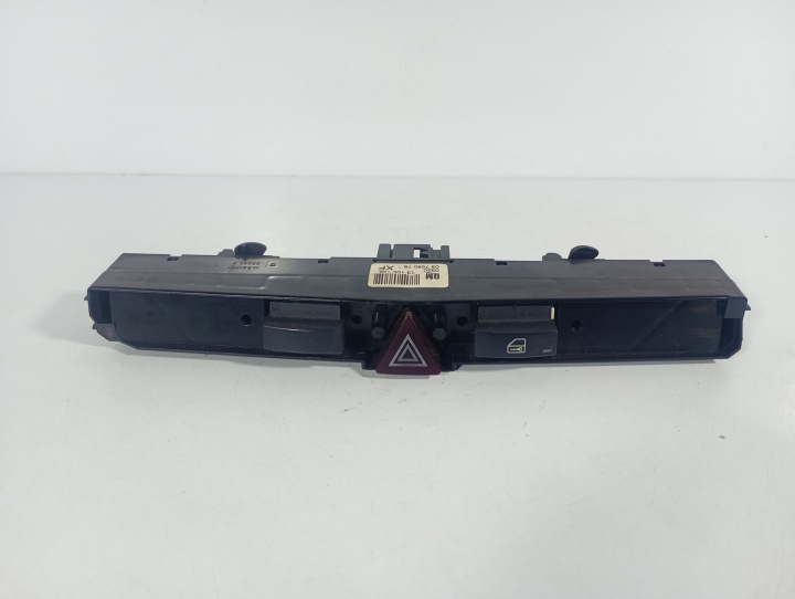 Opel Zafira B 06-14 prekidač prekidač PANEL PRZYCISKOW OE 13100105