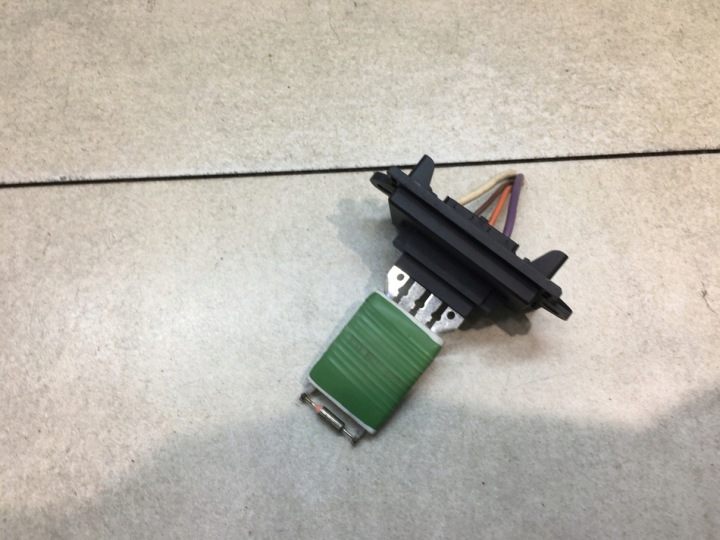 resistor, rheostat, regulator OPORNICA CITROEN C3 and 1.4