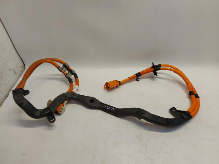 Mercedes EQC 400 W293 KABEL Conduit pieces tuyaux LADOWANIA A2935404204