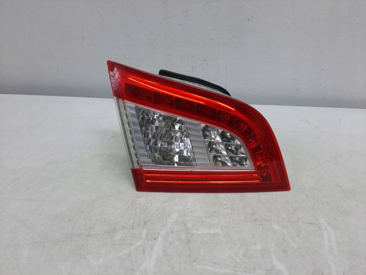 PEUGEOT 508 10- KOMBI LED light left rear part to the bonnet original EUROPA