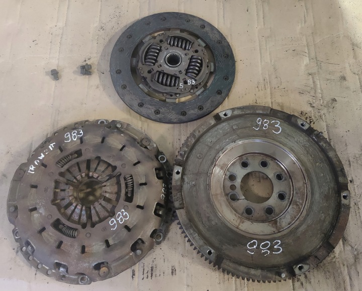FORD TRANSIT MK7 2.2TDCI wheel flywheel 6C1Q-6375-AD pressure plate disc 983