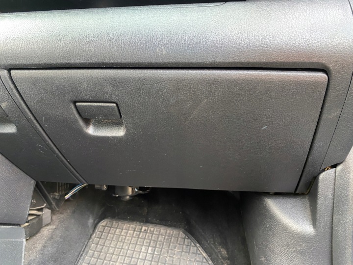 Mazda 2 1 e FL 03-07 CASSETTO PORTAOGGETTI passeggeri