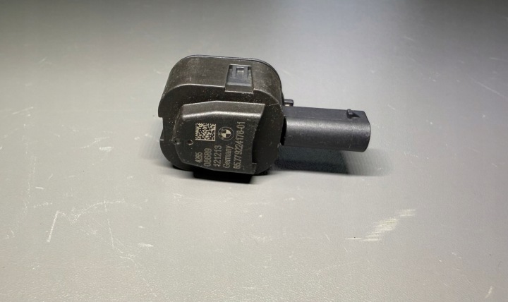 snímač nárazu dvere BMW F10 F11 F15 F16 F25 F26 F07 G11 OE 9224178