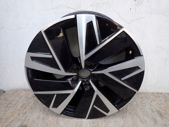 CERCHIO di alluminio HYUNDAI IONIQ 5 2021- 5x114.3 ET 53 8,5J 20" CMS 1495