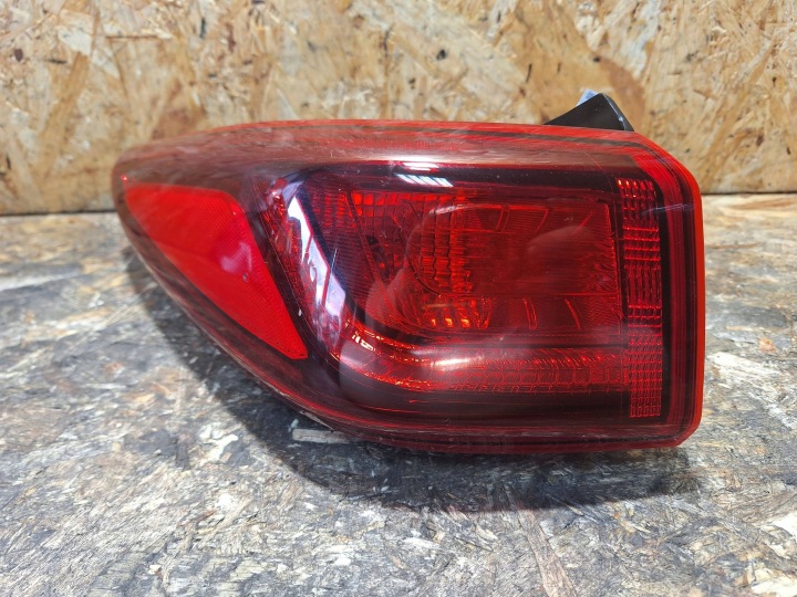 Licht heck links HYUNDAI KONA und 16-20 92401-J91