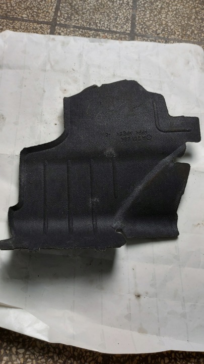 TAPPETO Rivestimento pianale pavimento PANNELLO PORTA PORTIERA PORTELLONE COFANO POSTERIORE Destro nero MERCEDES R W251 OE EU
