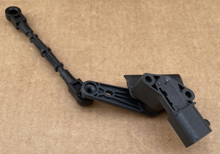 snímač POZIOMOWANIA světel 4M0907503 originál jako novy VW AUDI SKODA