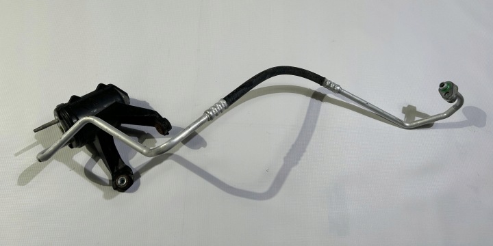 hose wiring hose of the air conditioning A/C Ford Explorer 3.5 EcoBoost 2011-2019