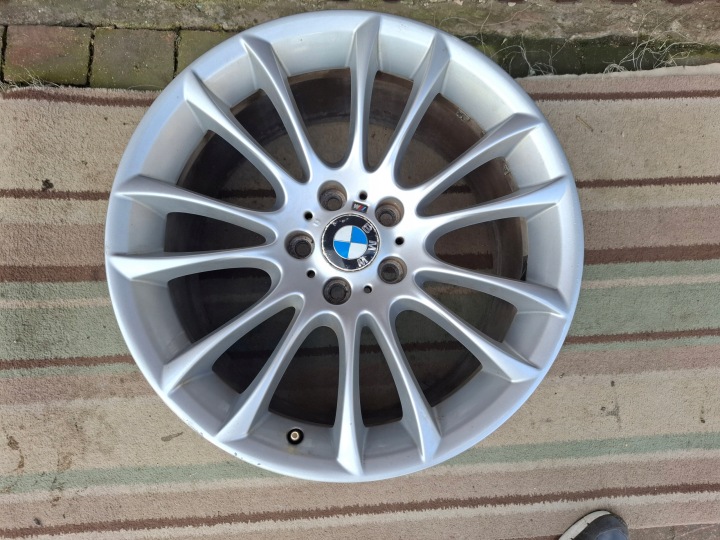 felga aluminijski BMW 7 F01 F07 F10 m-paket 9.5" x 19" 5x120 ET 39