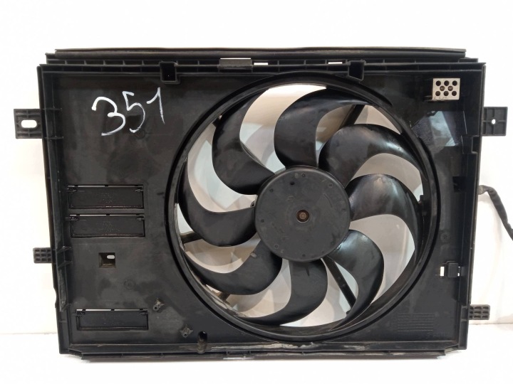 ventola radiatore 2.0 HDI T9 8240647 Peugeot 308 II (2014- )