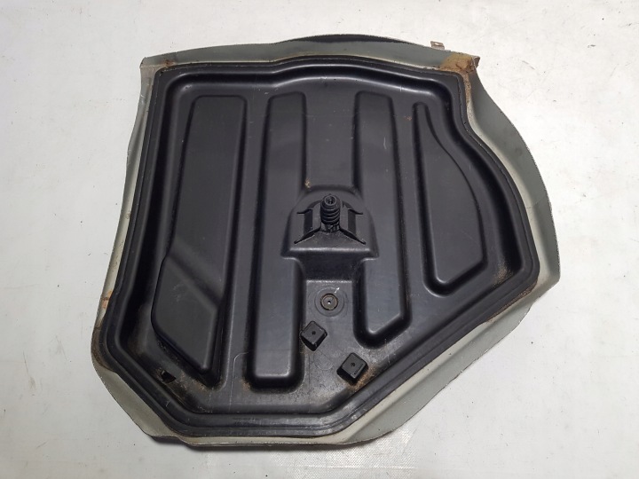 MERCEDES W207 W204 sump floor boot 2046100575