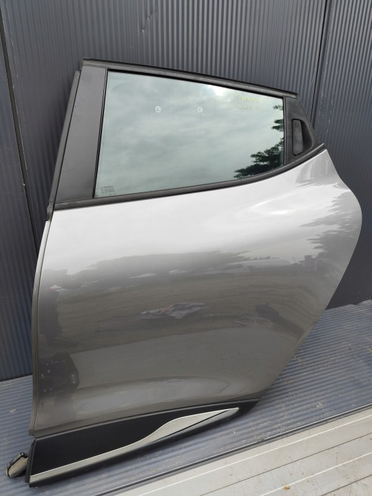 RENAULT CLIO IV dveře záď levé kompletní DEMONTAZ TEKNG