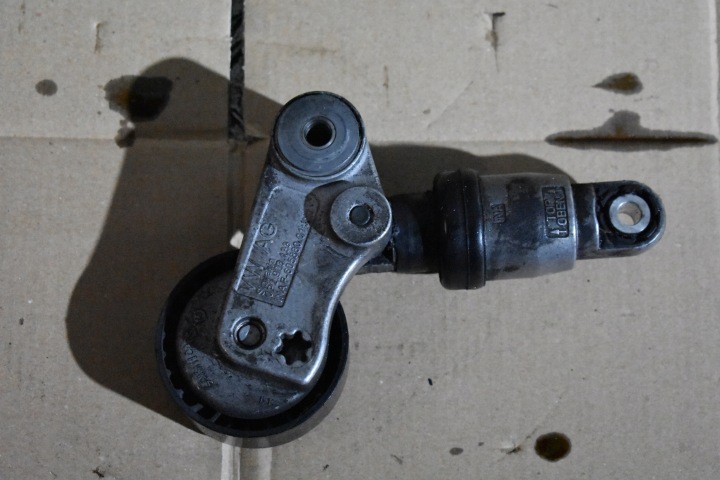 IDEALNA roll NAPINACZA of the belt AUDI PORSCHE 4.0 TFSI 1