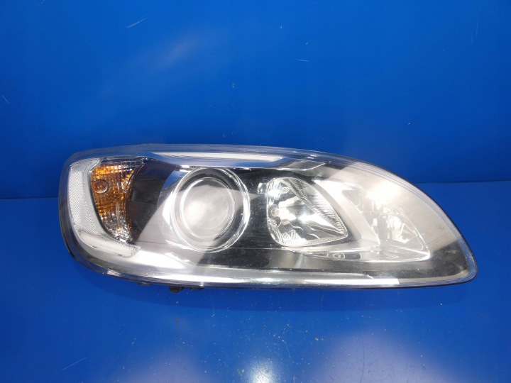 VOLVO S60 II V60 Licht XENON rechts vorne vorne WERSJA ANGIELSKA