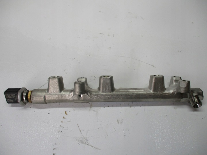 Rampe injection VW T-CROSS 2GM 1,0TSI 05C133320A