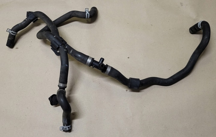 wiring of water hose of gas CHLODZACEGO VOLVO XC60 II 2.0D MILD HYBRID OE EU