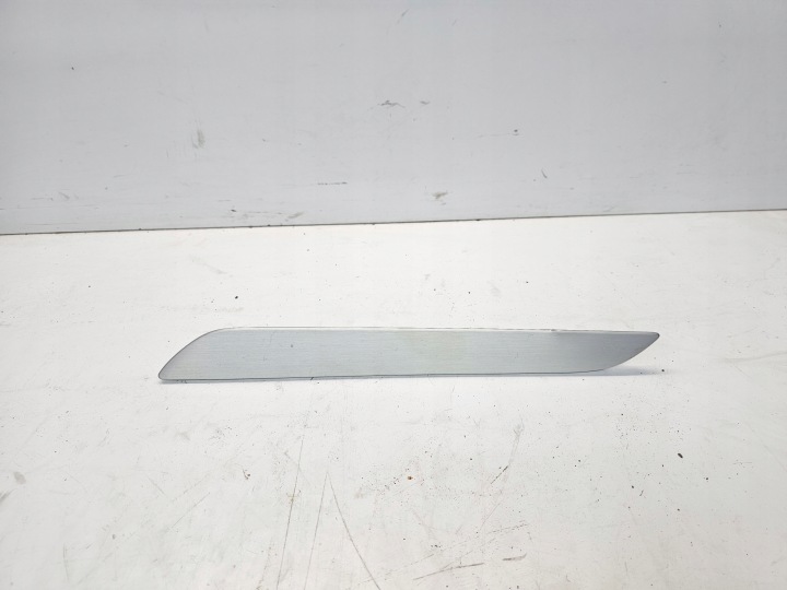 lišta DEKOR dveře levý záď AUDI Q3 8U 8U0867419