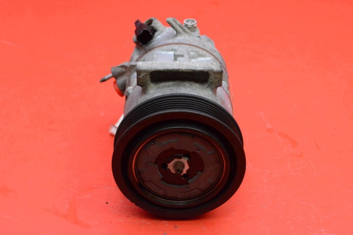 compressor pump of the air conditioning 9675657880 CITROEN C4 PICASSO 2 II 1.6 e-HDI