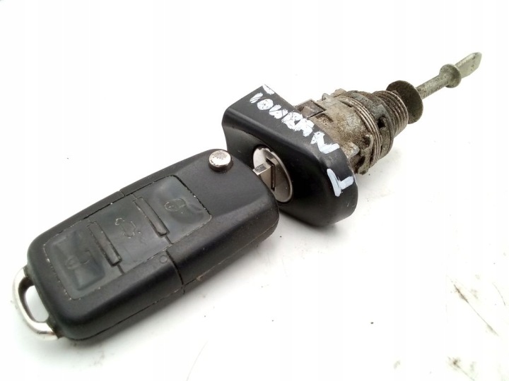 VW Touran et 1 wklad Insert de la serrure Portière Gauche + Clé EU 1T0837167A