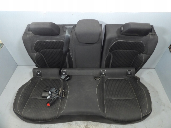 RENAULT MEGANE IV Sedan Sitz Sitz heck