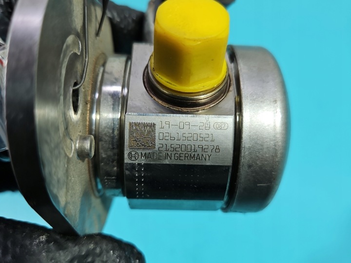 B48B20 0261520521 - 10