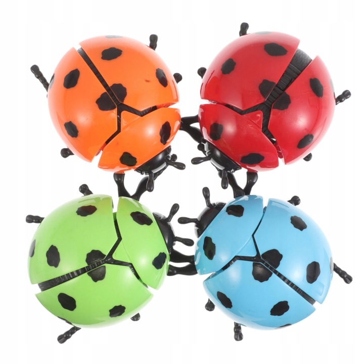 4 шт. Пластиковий Wind Up Beetle Toys для Imaginative Kids Play