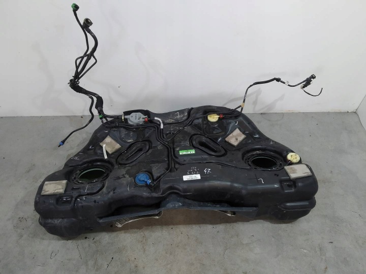 spremnik goriva rezervoar rezervoar 5.7 Dodge Charger VII (2011- )