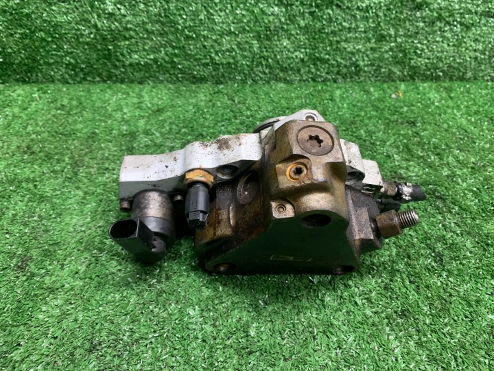 pumpa visokog pritiska W211 2.2 2.7 3.2 CDI V6 A6460700301