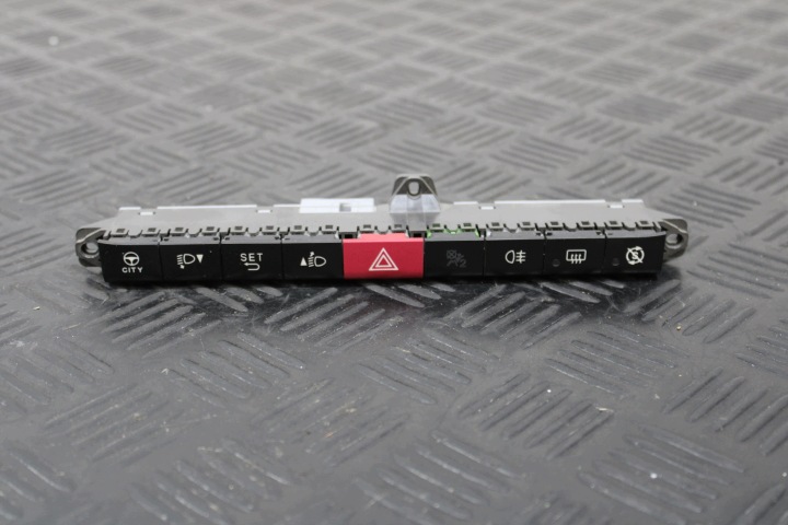 Bouton Console Interrupteur Lumières Lumières de secours FIAT PANDA III 3 2016