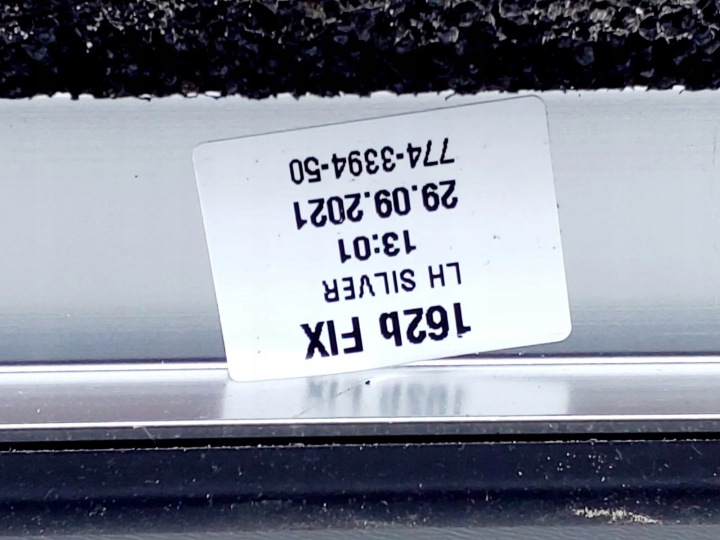 Un set de arcuri de acoperiș Toyota 774339405 1.8L hibrid 2021 8