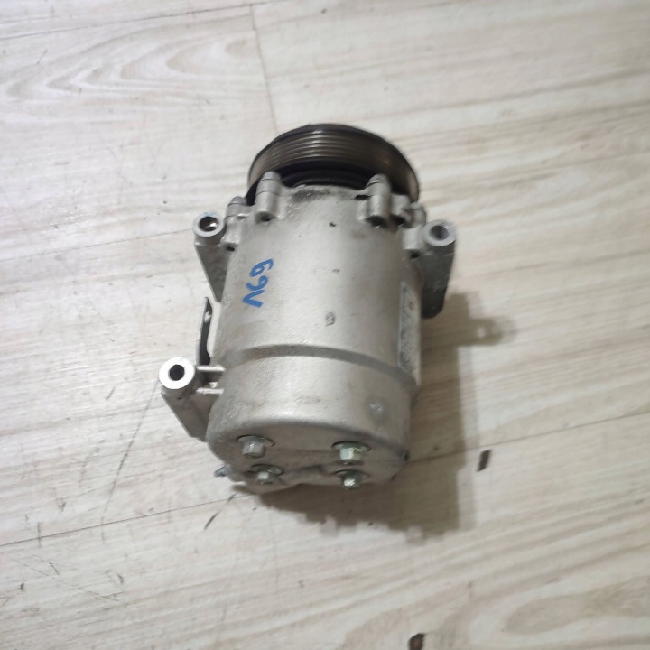 Compresseur Climatisateur air conditionné Opel Corsa F 9827596080