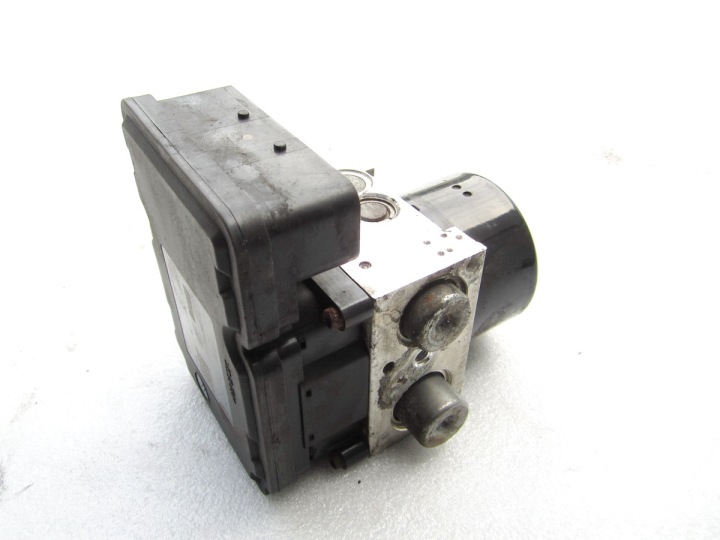 pumpa ABS Mercedes W221 S320 3.0 CDI 4MATIC